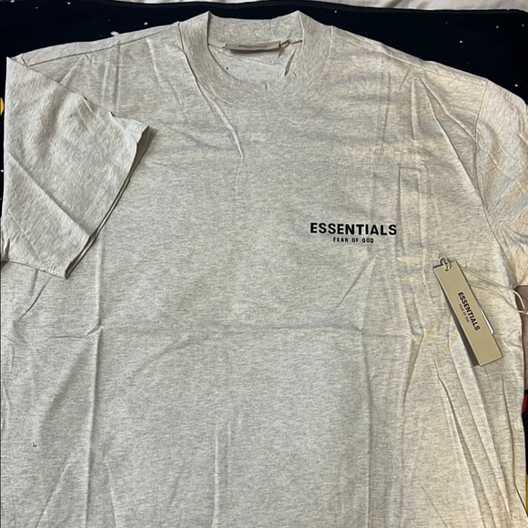 Fear of God Essentials Light Oatmeal Short Sleeve T-Shirt ( OVERSIZED ) - Picture 3 of 8
